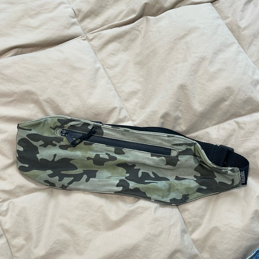 Camo Triangl Fanny pack/belt bag